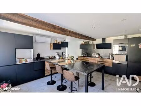 propriété 3 pièces 100 m²
