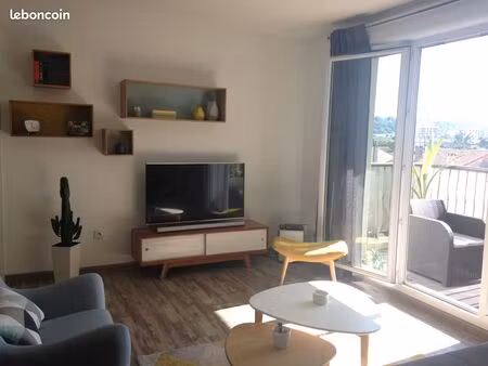 t3 meublé avec balcon & parking