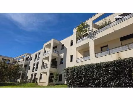 appartement 3 pièces 69 m²