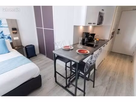 studio 1 pièce 23 m²