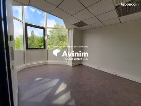 bureaux 446 m² annecy