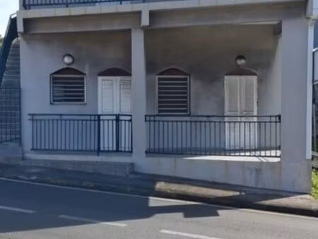 local commercial ou professionnel – le marigot