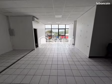 local commercial 88 m² le lamentin
