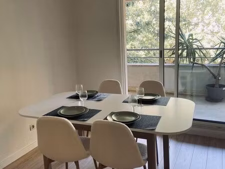 t3 meubl 2 chambres avec balcon et parking bordeaux saint genes