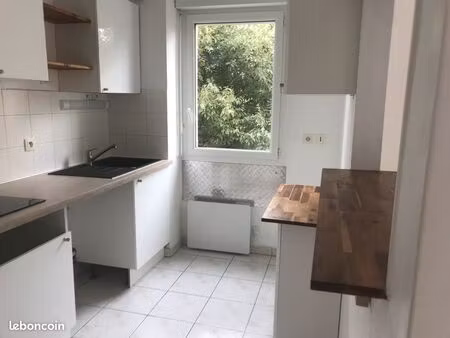 t2 – 44m2 - clim / terrasse / piscine