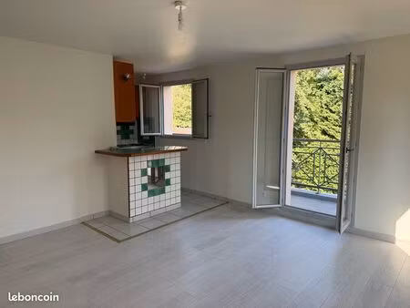 appartement f2 avec balcon
