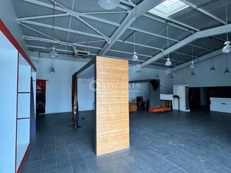 local commercial 288 m²