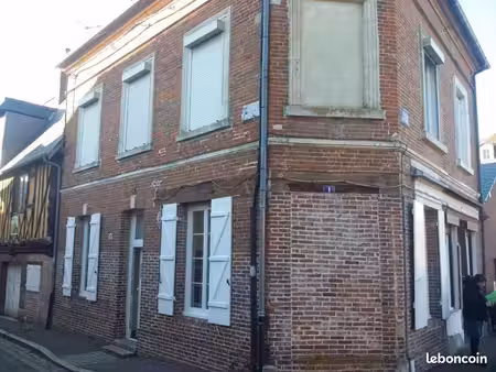 maison 4 pièces 85 m²