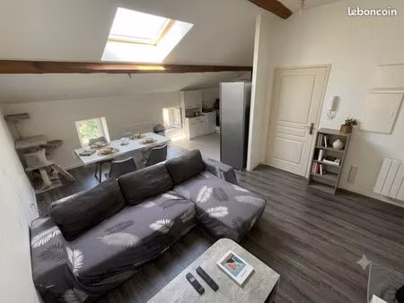 bel appartement t3 avec parking privé