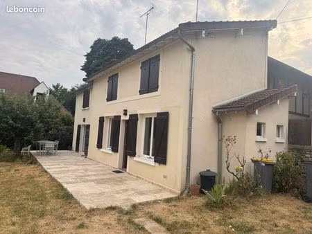 maison familiale de 92 m² à verrières-le-buisson
