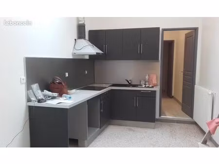 maison de village 2 ou 3 chambres