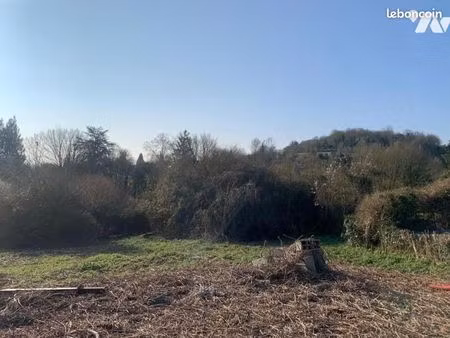 terrain 4272 m² st martin de mailloc