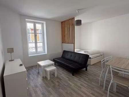 studio meublé de 34 m² entièrement rénové