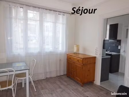 appartement t2 meublé centre ville pour étudiant(e)
