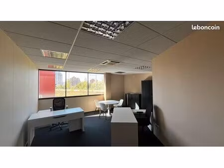bureaux 20 à 30 m² bruges toutes charges incluses