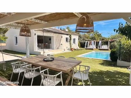 villa avec piscine entre les vignes et la méditerranée à 10min du centre ville