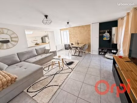 maison 2 pièces 48 m²