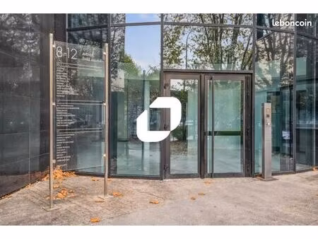 bureau 100 m²