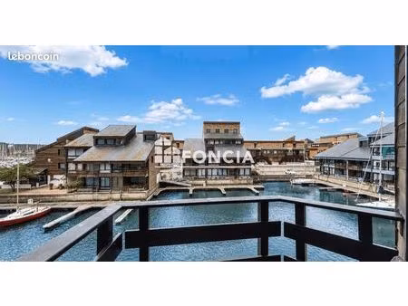 marina de deauville – spacieux t1 avec balcon exposé sud-ouest