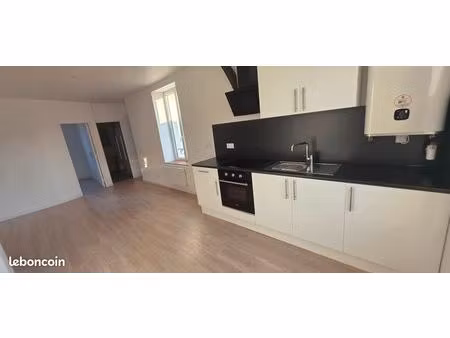 t3 47 m² entièrement rénové – vierzon – plain-pied  fibre  sécurisé  jardin – coloc possib