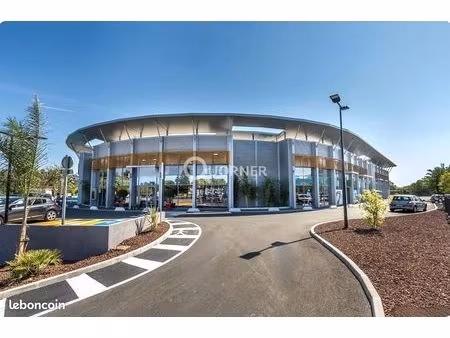 bureaux 68 m² roquebrune-sur-argens