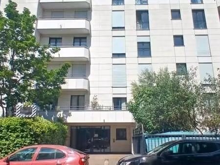 parking 15 m² puteaux