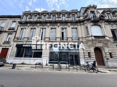 local coiffure 134 m²