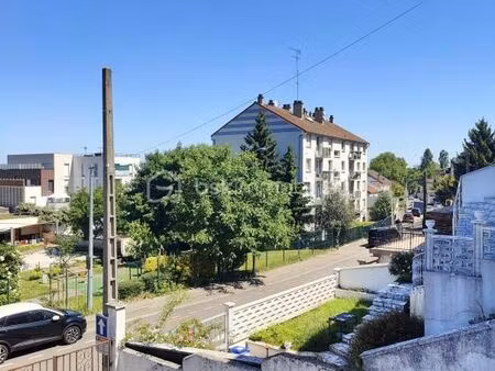 maison 8 pièces 115 m²