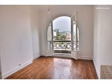 appartement 3 pièces 43 m²