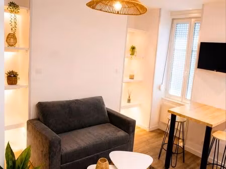 studio 17m2 entièrement rénové - vendu clé en main