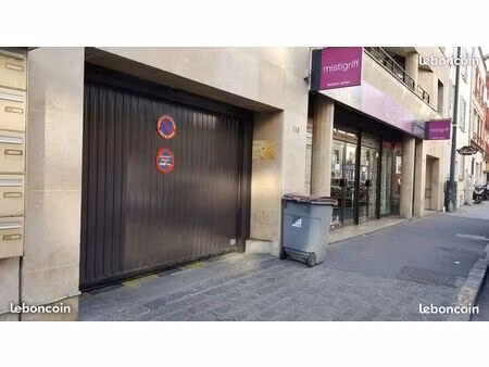 un emplacement en sous-sol