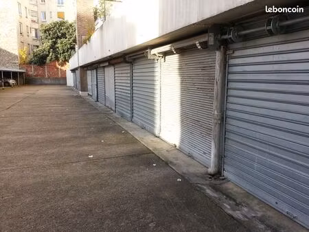 box / garage fermé électrifié à vendre – malakoff – métro ligne 13 plateau de vanves