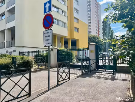 parking sécurisé rosny-sous-bois