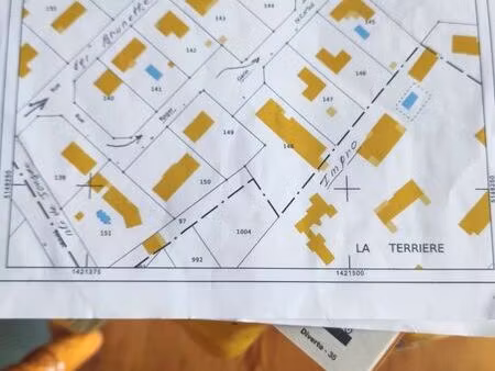 terrain constructible viabilisé