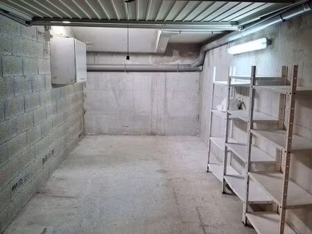 garage sécurisé de 13m2