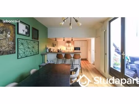 maison 7 pièces 250 m²