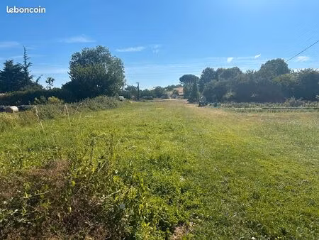 terrain constructible de 2 566 m² – environnement calme – ronsenac (16320)