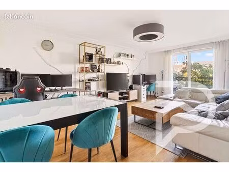 appartement 4 pièces 90 m²