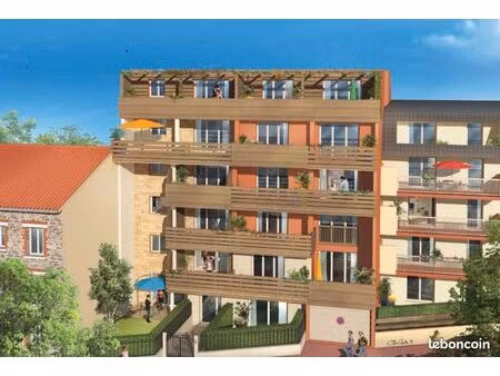 studio 1 pièce 32 m²