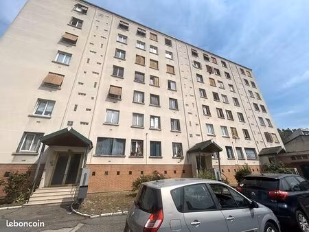 appartement 3 pièces 50 m²