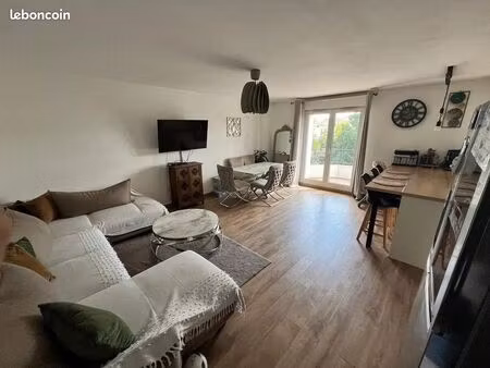 appartement 3 pièces 70 m²