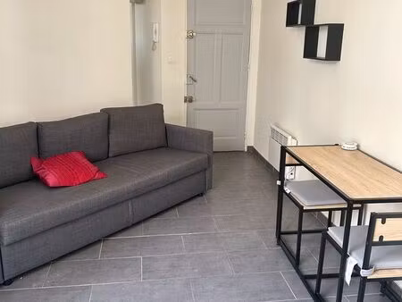 location studio meublé - toulon pont du las