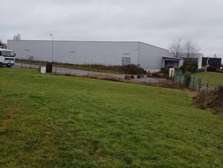 terrain commercial
