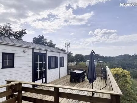 mobil-home 32 m2 / 2 chambres / eau et elec inclus