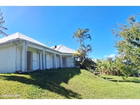 grande villa f4 sur 1258 m² de terrain au tampon