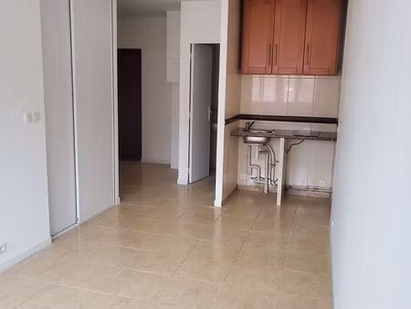 appartement (23m2) aubervilliers 4 chemins