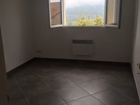 appartement t3 bagnols