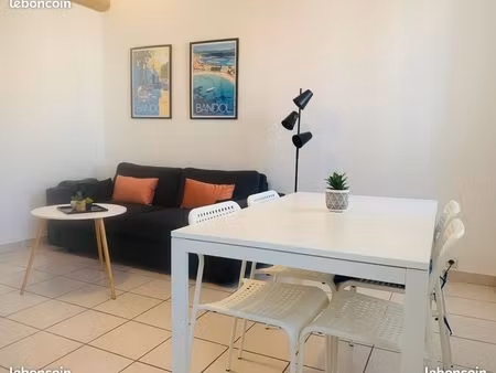 studio climatisé hypercentre bandol - bail mobilité