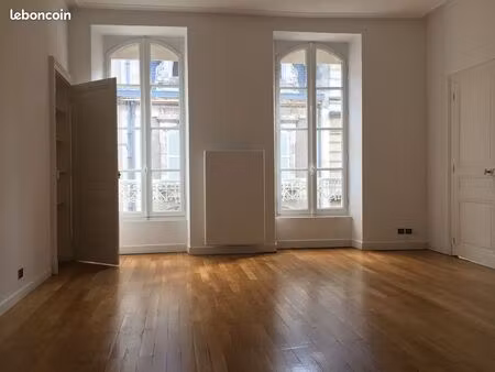 appartement t3 de charme 90 m² hypercentre