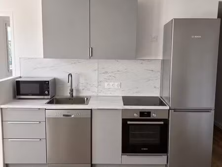 à louer montreuil 2 pièces 34m2 meublé et équipé